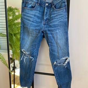 American eagle mom jeans